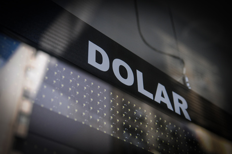 Buscan mantener el dólar a raya