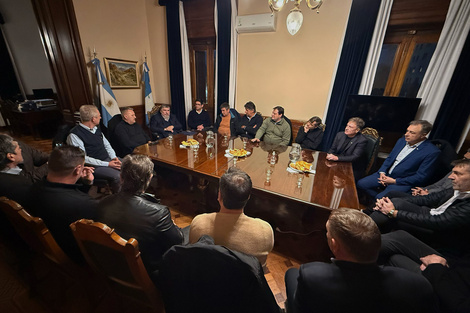 La reunión de Lewandowski y los intendentes con Mayans. (Fuente: Gentileza)