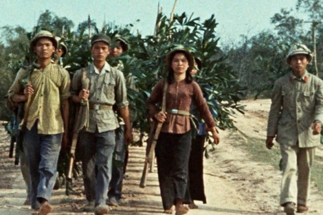 Fotograma de "Lejos de Vietnam". (Fuente: Imagen web)