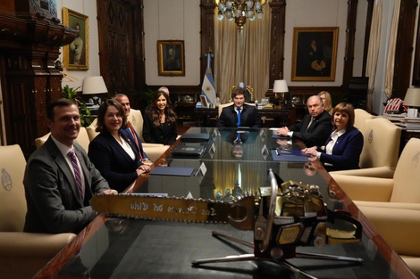 Javier Milei se reunió con Kristi Noem, la polémica secretaria de Seguridad de EE.UU.