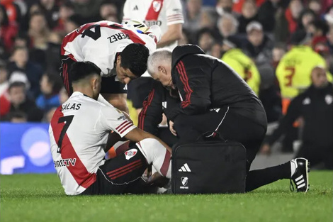 El momento de la lesión de Salas en el partido ante San Lorenzo (Fuente: Redes sociales)