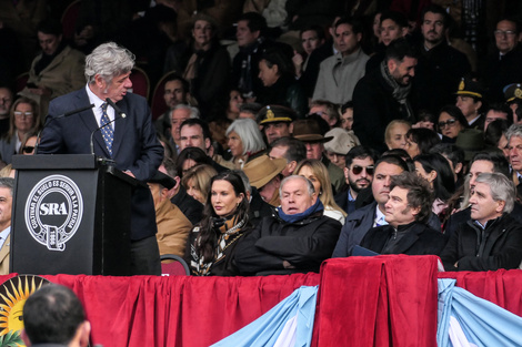 "Un show de rencor guarango": lapidario editorial de Víctor Hugo con Milei y la Sociedad Rural