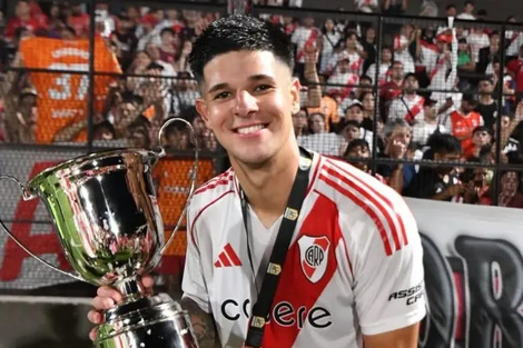 Fernando Cavenaghi le "birló" un juvenil a River