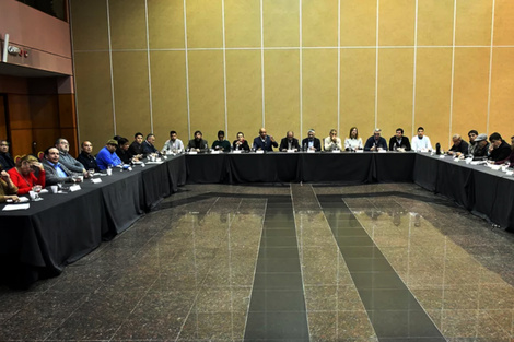 Acuerdo parcial en las paritarias de la administración pública salteña