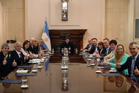 El presidente Javier Milei, en reunión de gabinete. (Fuente: Prensa)