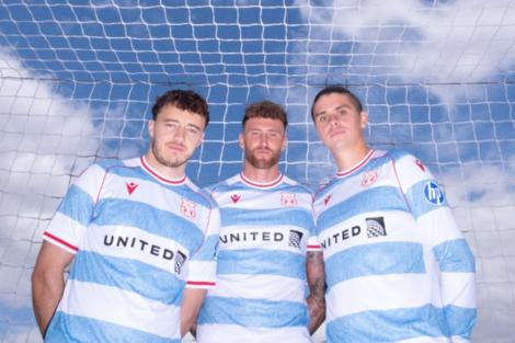 El Wrexham de Gales presentó una camiseta inspirada en Argentina
