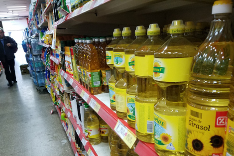 En junio, las ventas en supermercados habían caído 2,4 por ciento. 