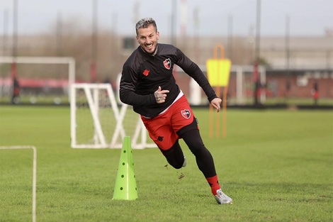 El viernes debutará Darío Benedetto en el Coloso. (Fuente: PRENSA CANOB)