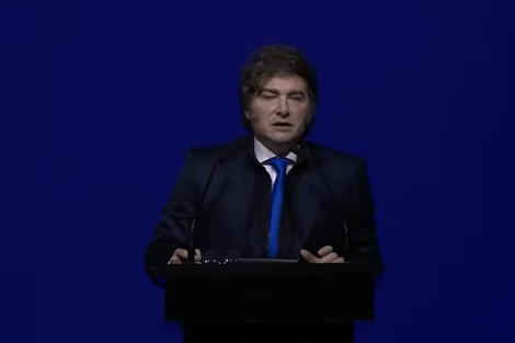 Milei habló cerca de las 21.30, con un eje centrado en la “batalla cultural”, concepto que repite en cada aparición como justificación ideológica de su plan de ajuste y confrontación con los sectores populares