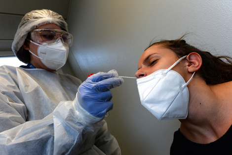 Detectaron los primeros casos de la variante Frankestein del Covid en el país