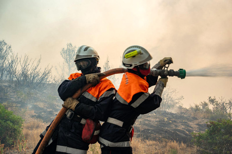 Se estabilizó el mayor incendio desde la Segunda Guerra