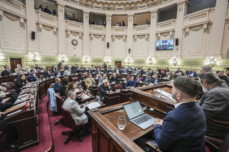 Una de las sesiones de la Convención Reformadora de la Constitución de Santa Fe en la Legislatura.
