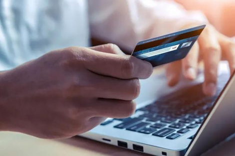 Más de la mitad de las familias realiza sus compras cotidianas con la tarjeta de crédito. (Fuente: Imagen web)