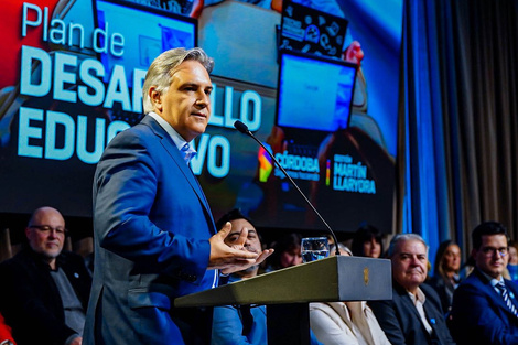 Llaryora anunció un bono de 100 mil pesos para jubilados
