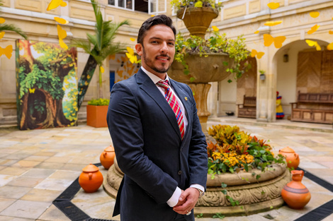 "Fui trabajador sexual, hice contenido para adultos, soy VIH positivo y fui migrante"