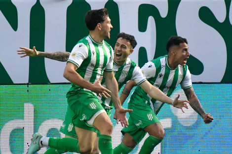 Los jugadores de Banfield a puro festejo