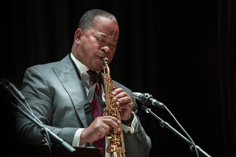 Victor Goines. 