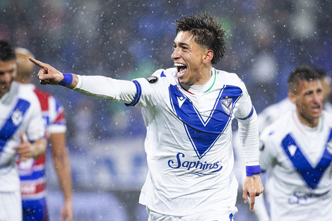 Vélez derrotó a Fortaleza y está entre los ocho mejores de la Libertadores