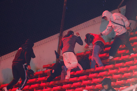 El estado de salud de los heridos durante la batalla entre hinchas de Independiente y Universidad de Chile 
