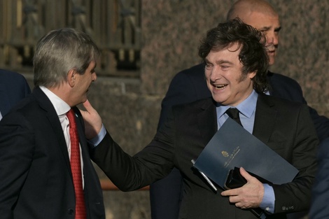 Pese al freno del Congreso, el Gobierno pasa a disponibilidad a 460 trabajadores de organismos