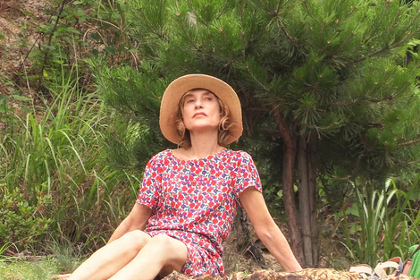 "La viajera" fue estrenada en el Festival de Berlín y ahora llega a las salas argentinas. 