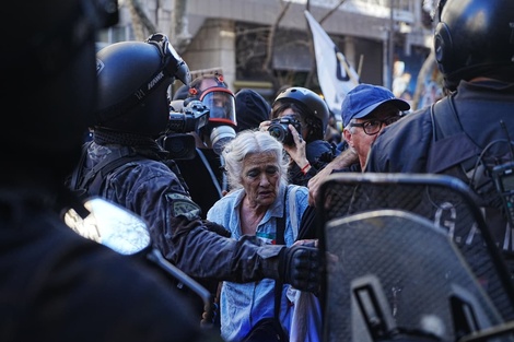 En Congreso, se realizó una nueva marcha de jubilados