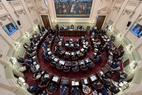 La larga sesión de ayer empezó a las 15 y siguió hasta pasada la medianoche. (Fuente: Gentileza)