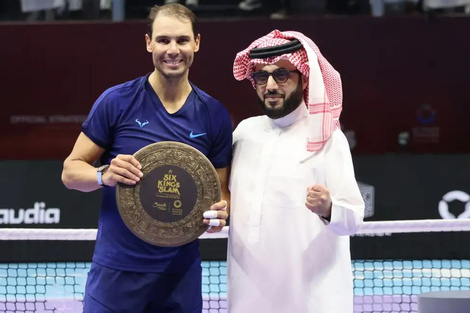 Rafael Nadal, con una condecoración del Gobierno Saudí (Fuente: Europa Press)
