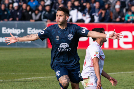 Matías Fernández marcó el gol de la victoria (Fuente: Prensa)