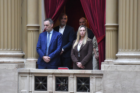 Censura y allanamientos: la arremetida desesperada de los Milei para tapar los audios de las coimas