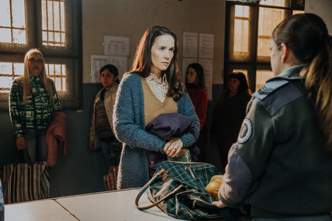 Natalia Oreiro enfrenta el sistema carcelario en "La mujer de la fila"