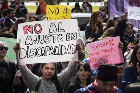 La Rioja presentó un amparo por la baja de pensiones por discapacidad