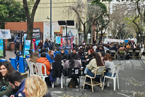 La convocatoria la hace el gremio de docentes de la UBA. 