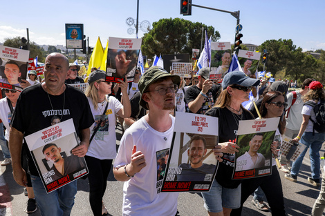 Los familiares de los rehenes volvieron a manifestarse en Israel