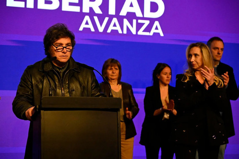 "Supremacistas, nazis y fascistas": critican la reacción del gobierno tras la derrota