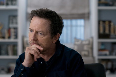 Michael J. Fox regresa a la actuación con un misterioso rol en "Shrinking" 