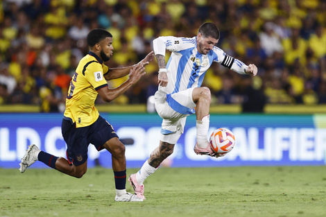 Argentina no fue la de siempre y perdió en Ecuador