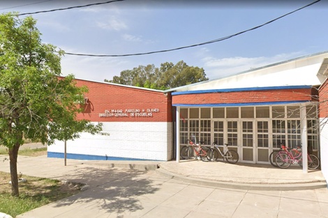 Mendoza: la estudiante que llevó un arma a la escuela entregó la pistola a los negociadores