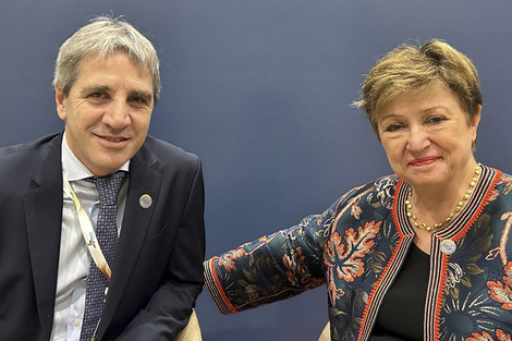 Advierten por el "riesgo elevado" de la estrategia económica del Gobierno