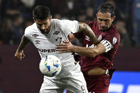 Lanús pudo hacer la diferencia en el final frente a Fluminense