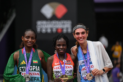 La uruguaya Julia Paternain logró una medalla histórica para su país (Fuente: AFP)