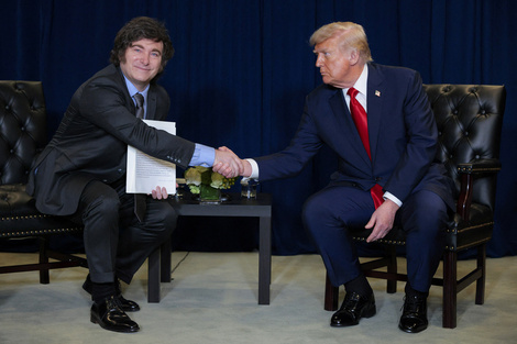 El presidente Javier Milei, consiguió el apoyo de Trump para continuar, un rato más, con la bicicleta financiera. (Fuente: AFP)