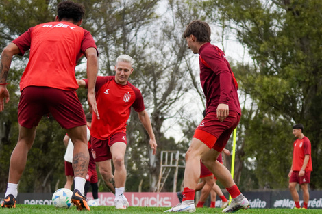Estudiantes le tira la mística a Flamengo para llegar a la semifinal con Racing
