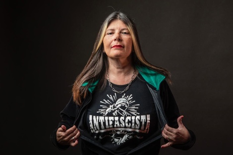 “La poesía es un modo amable de tratar a los demás”