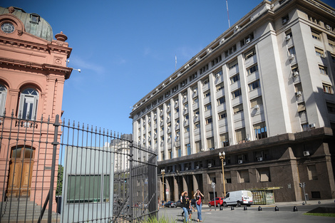 La corrección indica un escenario de mayor debilidad económica. 