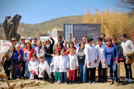 <em class="highlight">La</em> memoria se enseña, se aprende y se defiende