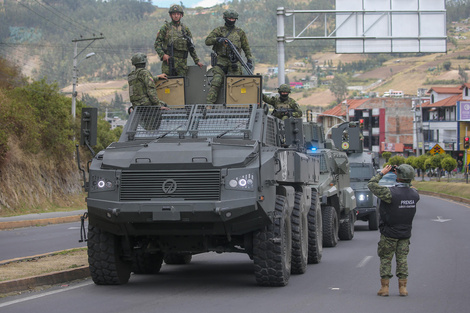 Noboa manda más militares para reprimir las protestas indígenas en Ecuador