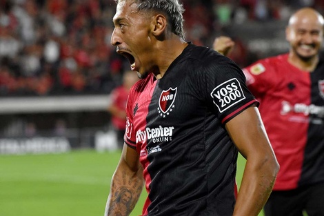 Luciano Herrera vuelve tras un mes de baja por lesión muscular. 