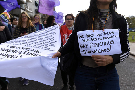 Las marchas se multiplican en la ciudad exigiendo "vivas nos queremos".