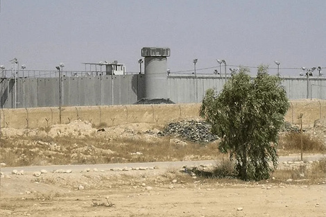 La cárcel del desierto adonde enviaron a los activistas de la flotilla